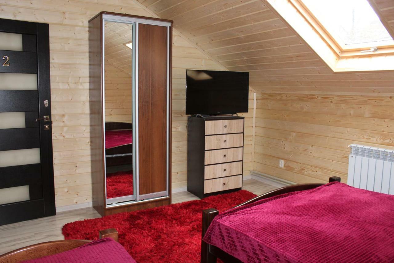 Hotel У Інни à Mizhhirya  Extérieur photo